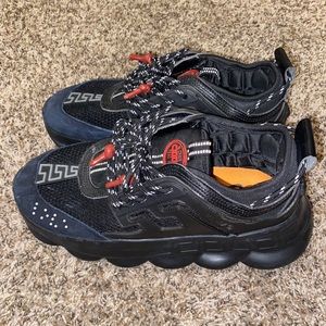 NA Versace Chain Reactions Size 11